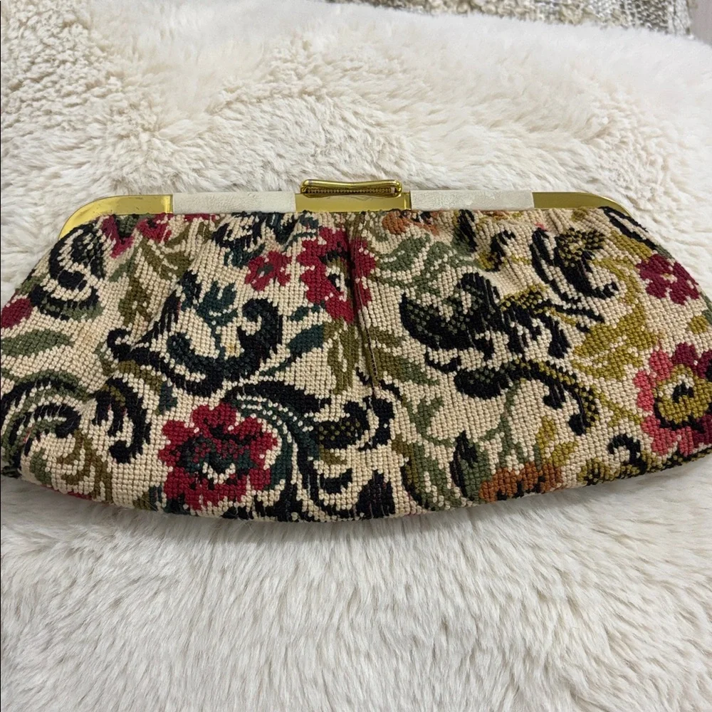 Non/Branded 60’s floral